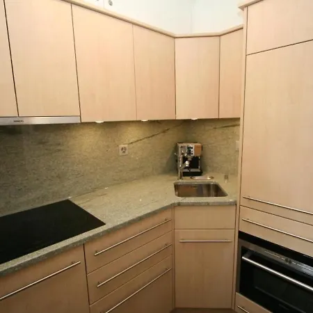 Chesa Alvatern 5 *